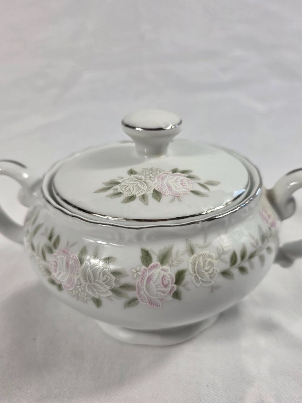 Sheffield 501 Classic Sugar Bowl & Lid White with Pink Roses on the Rim